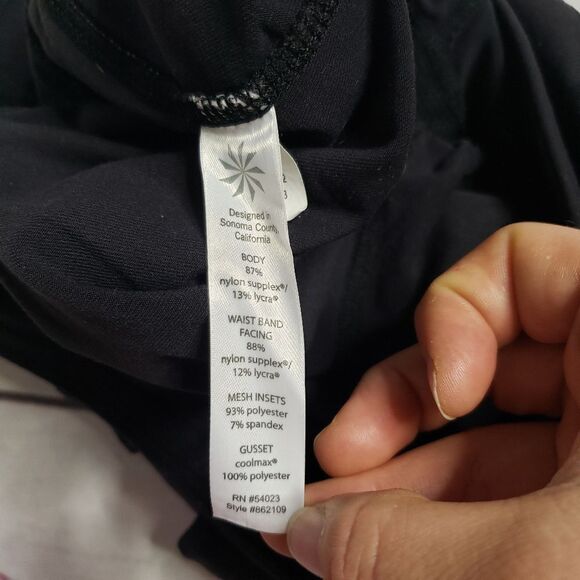 Athleta Relay crop legging size small SP - Picture 4 of 8